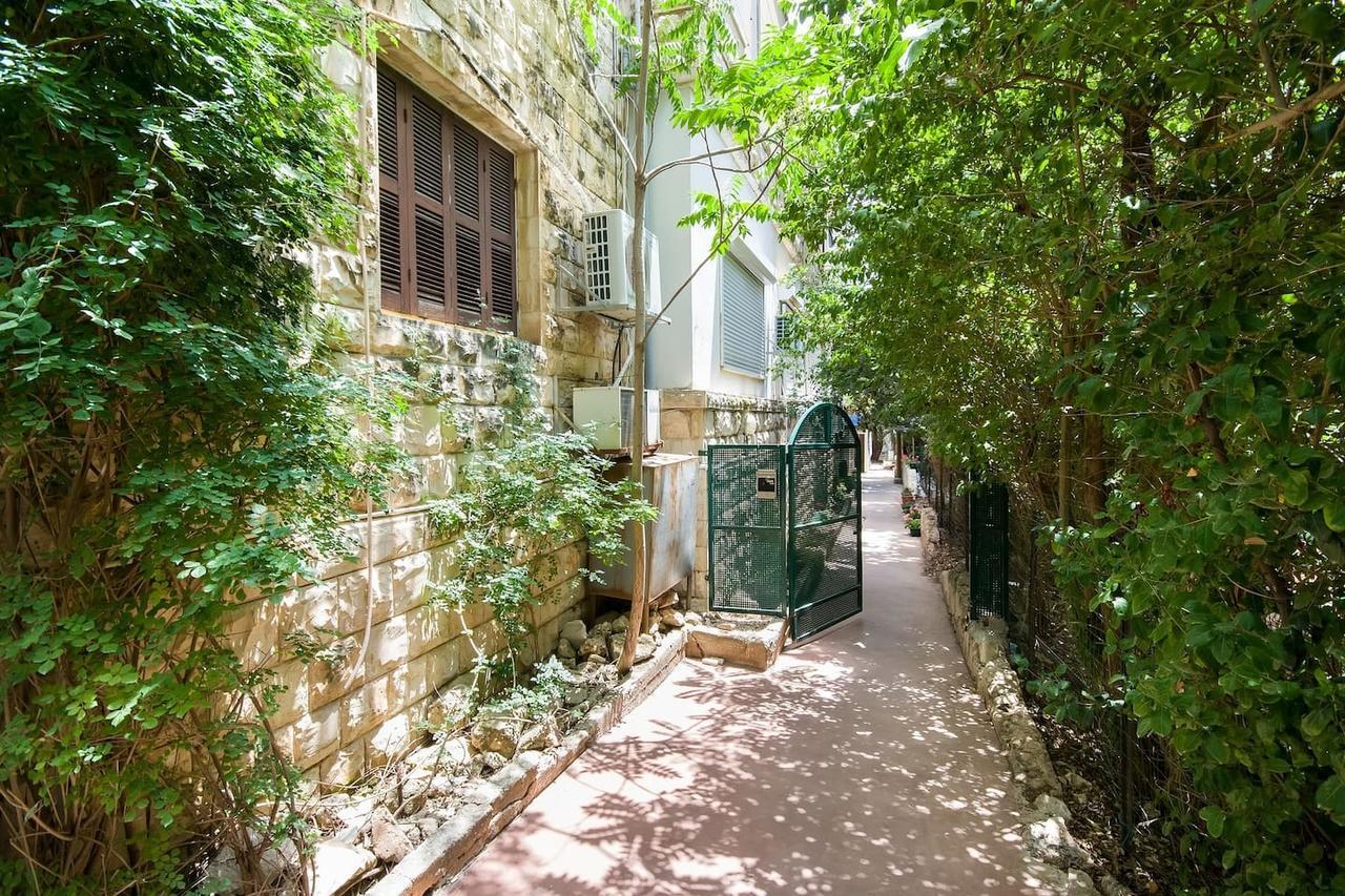 Cozy Apartment In The Carmel Center ไฮฟา ภายนอก รูปภาพ